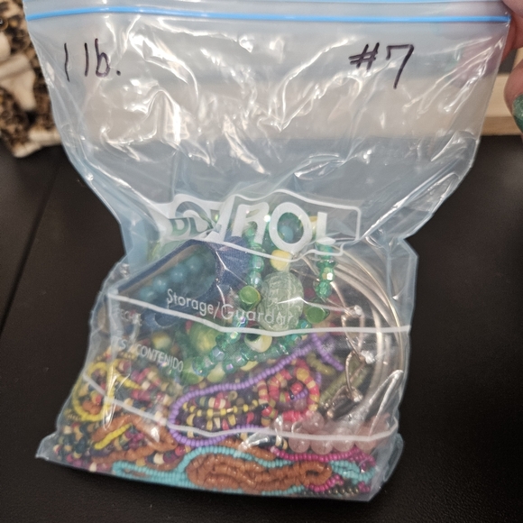 Mixed Jewelry Lot 1 Pound Craft Repurpose Wearable Items Resale Junk Jewelry - Picture 1 of 4